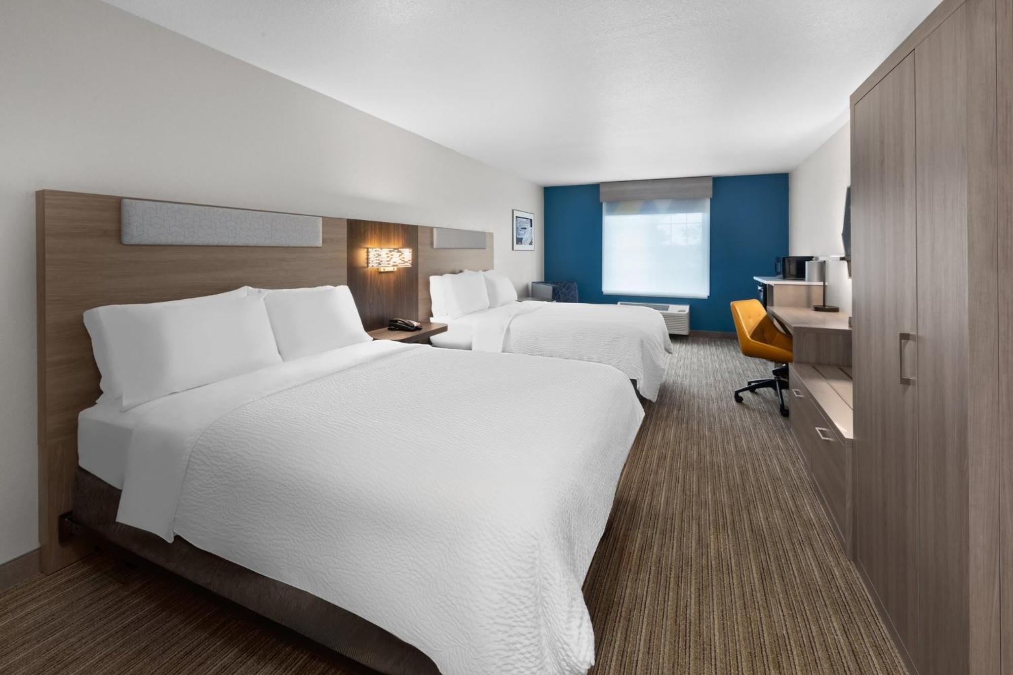 Holiday Inn Express Hotel & Suites Acme-Traverse City By Ihg Exterior photo